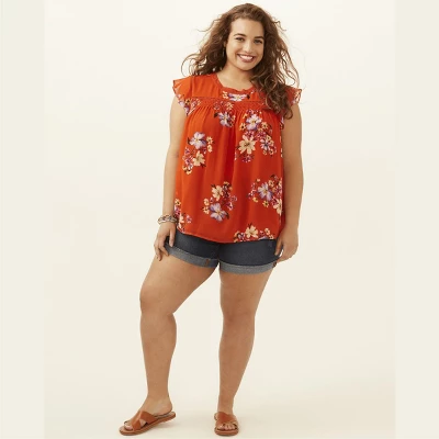 Molly & Isadora Women's Destructed Dark Wash Rolled Hem Short - Image 3