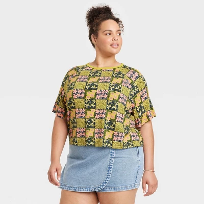Latino Heritage Month Women's Short Sleeve Cropped T-Shirt - Olive Green Floral - Image 5
